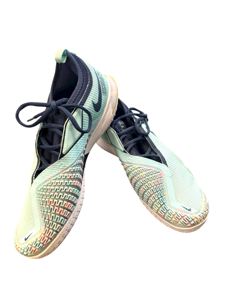 NIKE  10.5 SNEAKERS W