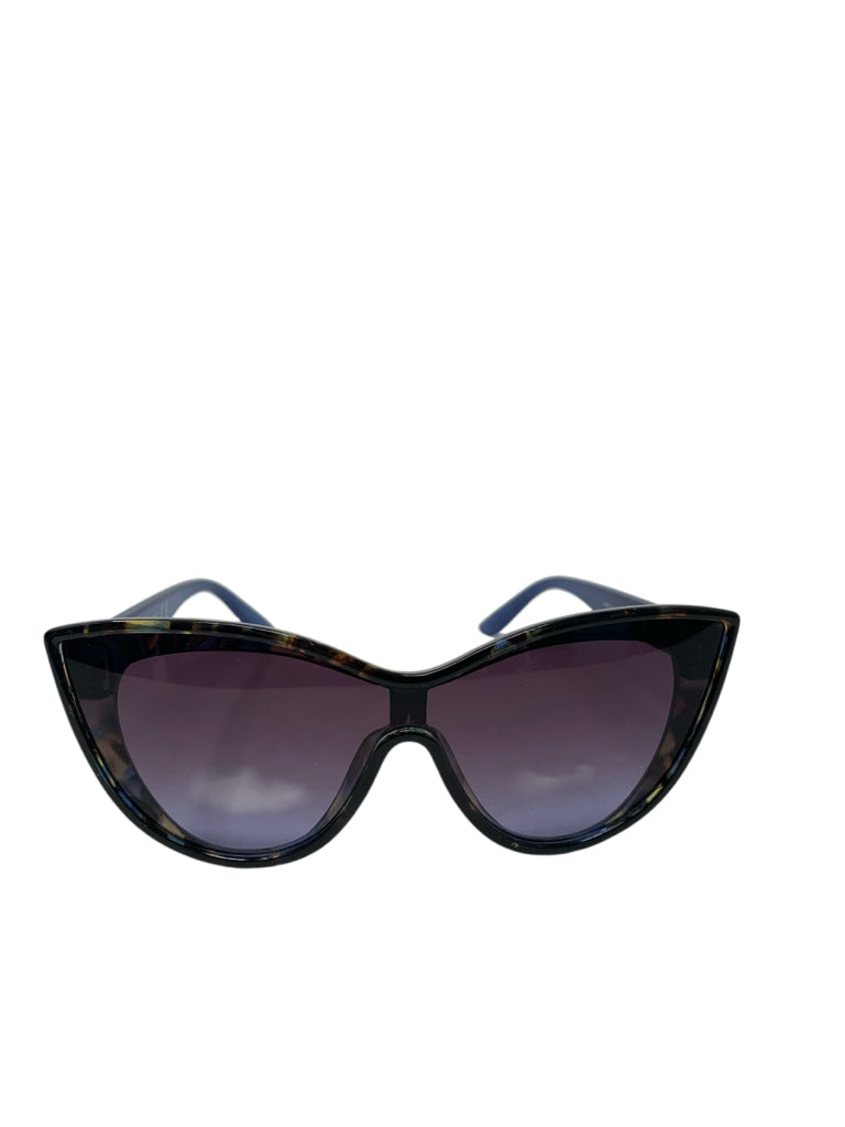 MARTHA STEWART  ADULT SUNGLASSES