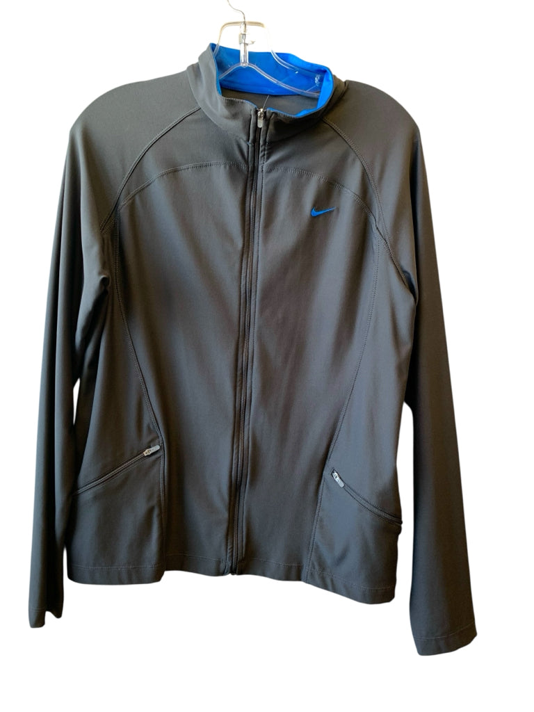 NIKE  large GYM W