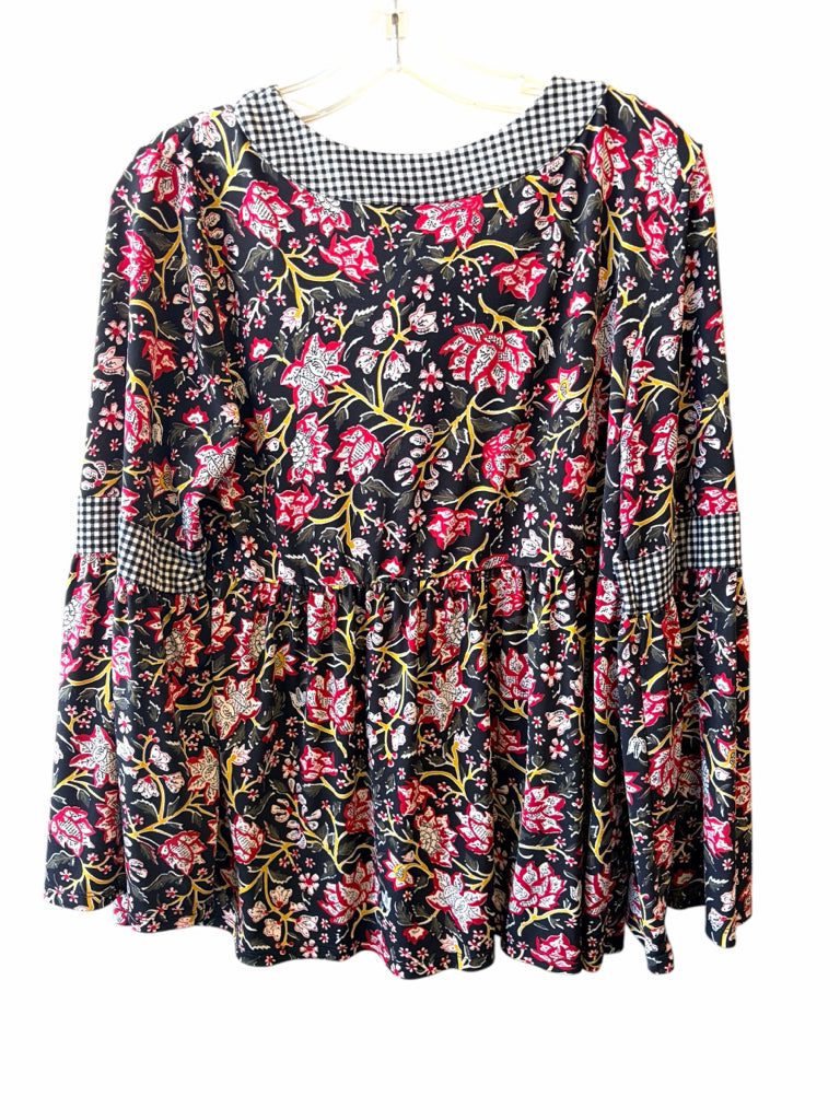 STYLE & CO Size medium TOP  W