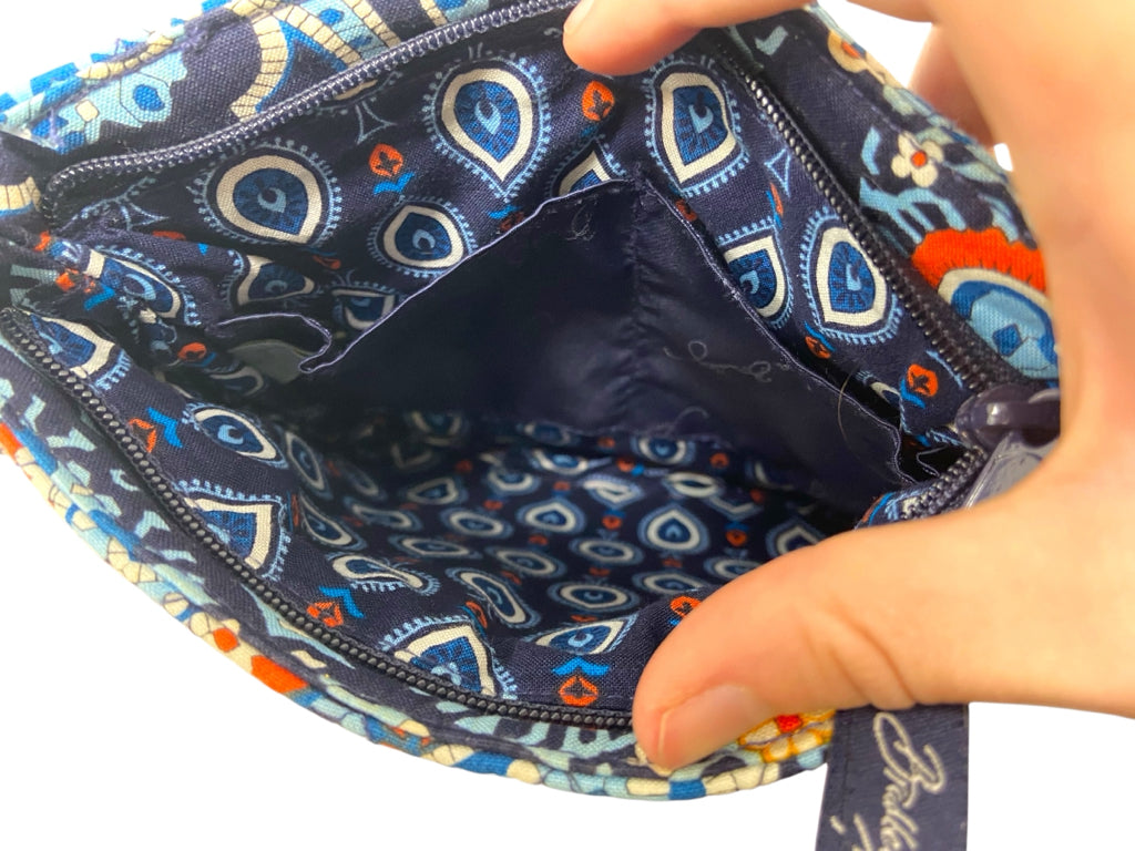 VERA BRADLEY Size s/M CROSSBODY W