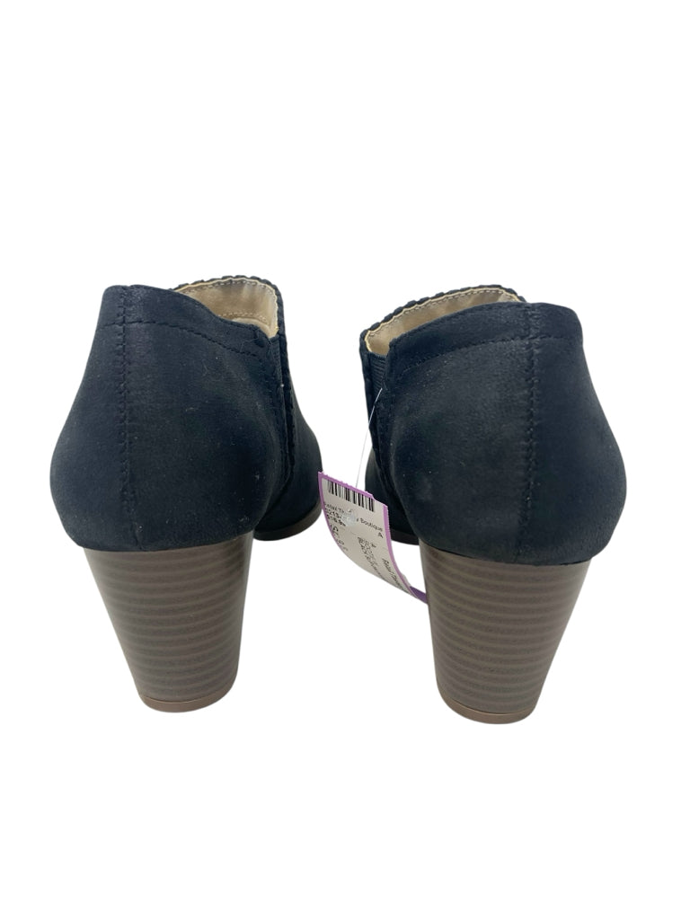 LIFE STRIDE  9.5 BOOTIE W