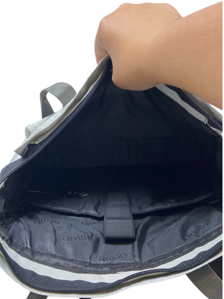 ORVILLY Size large BACK PAC