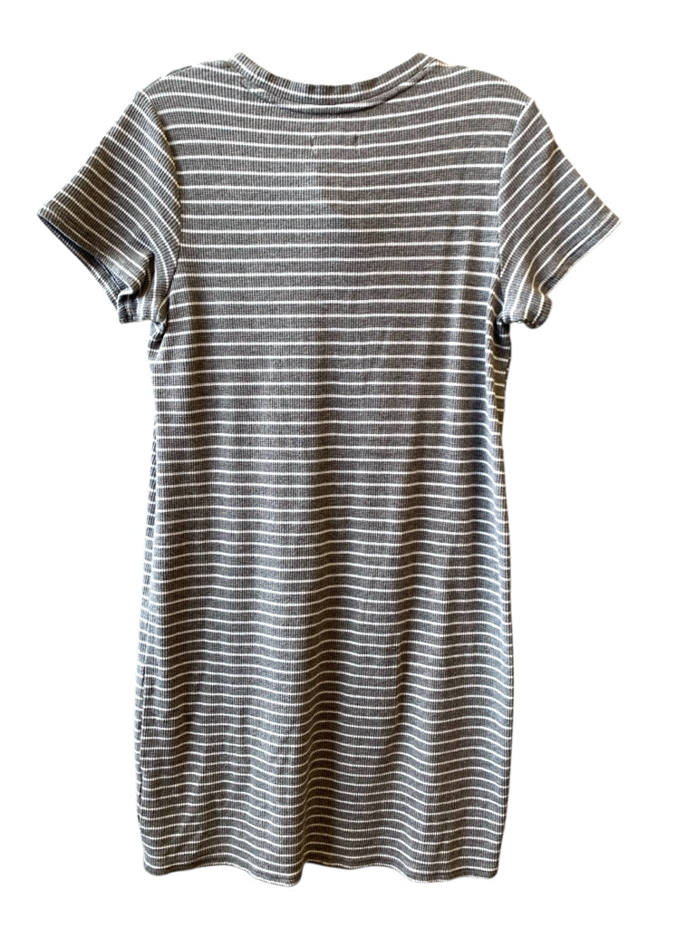 THREAD & SUPPLY  small DRESS W