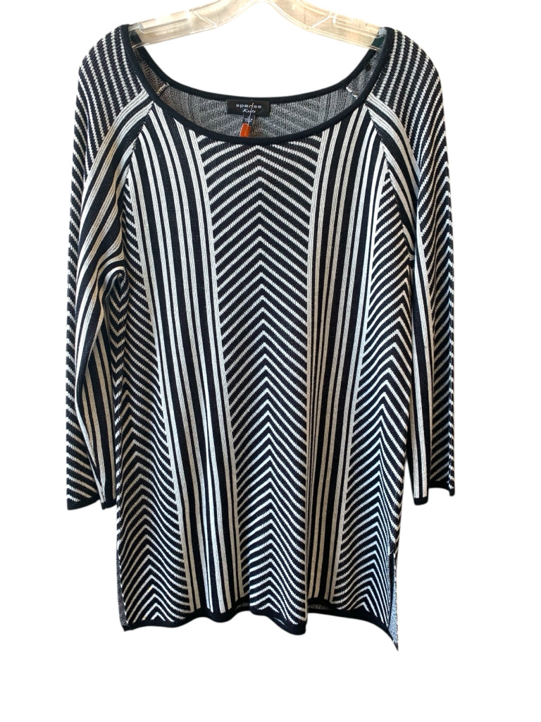 SPENSE  large TOP  W