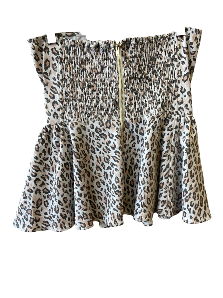 SHOP THE CHIC GIRL Size large TOP  W
