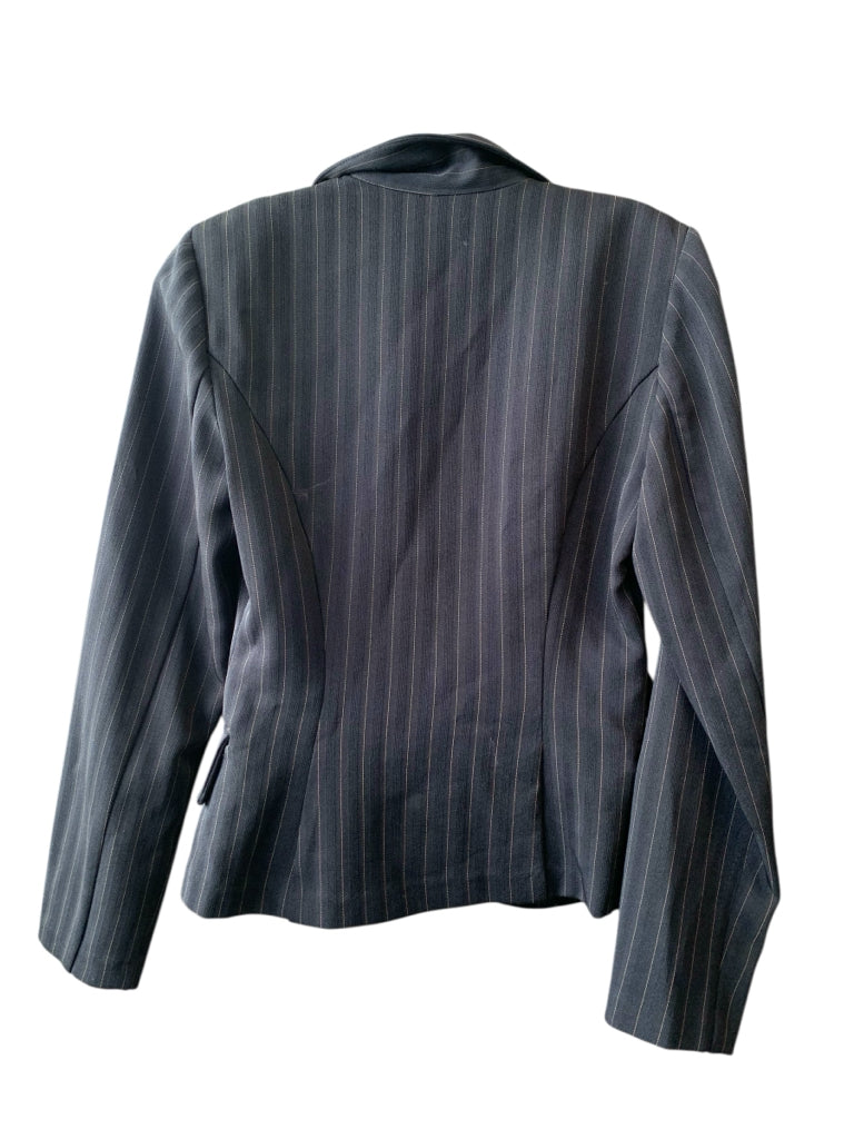 IZ BYER  small PT SUIT W