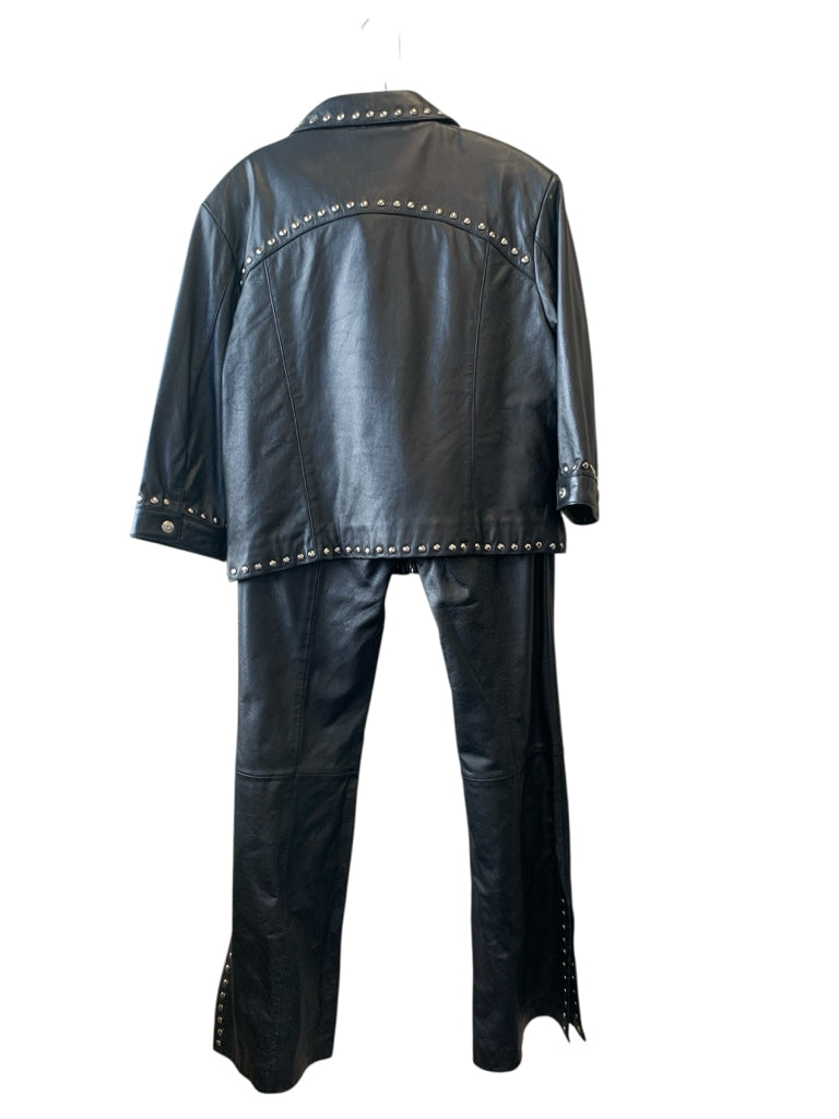 WILSONS LEATHER Size L/12 PT SET