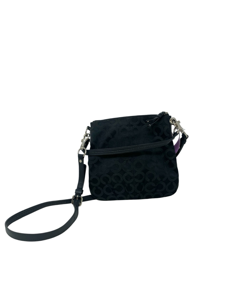 COACH  medium PURSE W