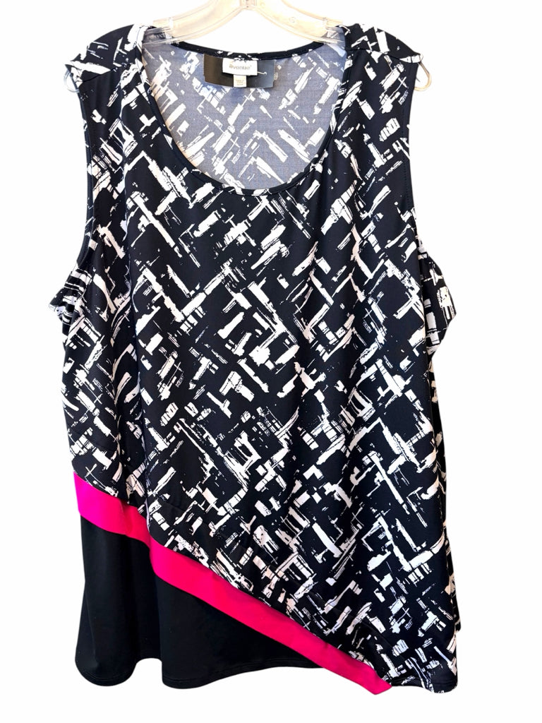 AVENU. Size 22/24 TOP W