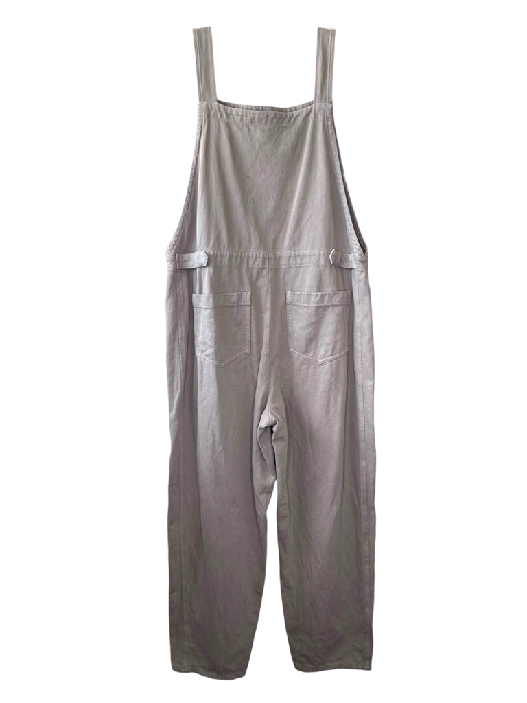 EILEEN FISHER Size medium OVERALL W