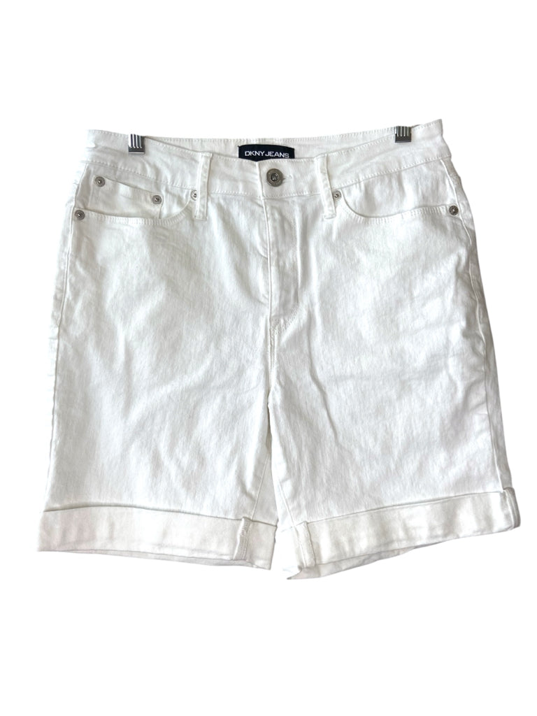 DKNY Size 4 SHORT W