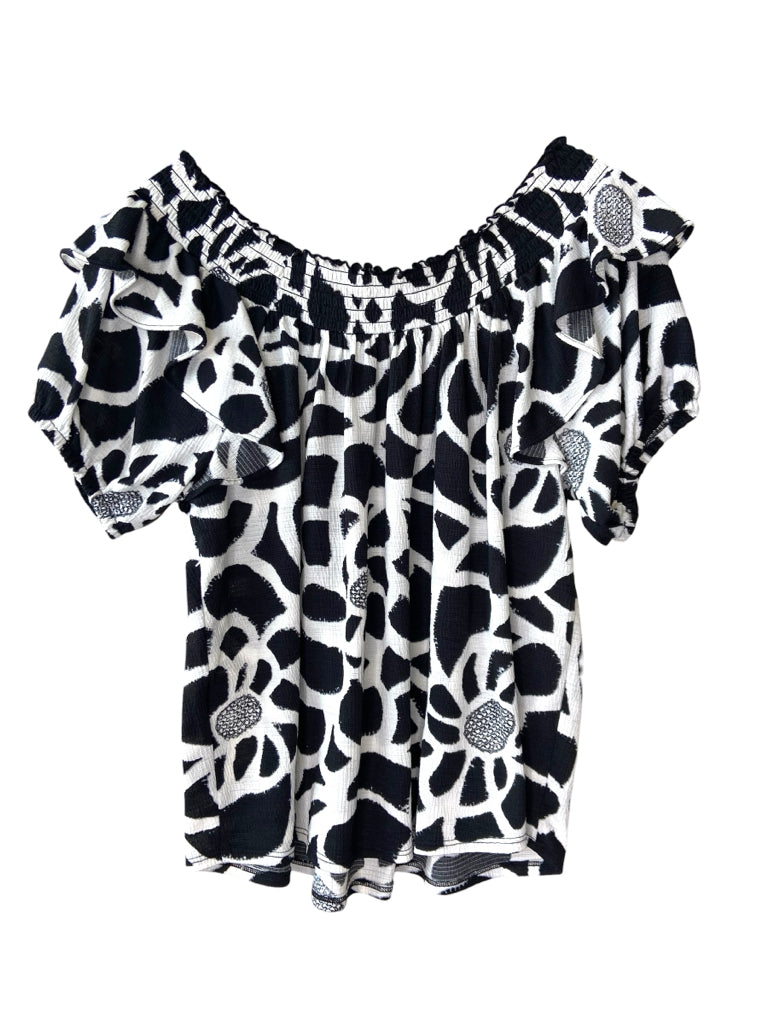 INC Size medium TOP W