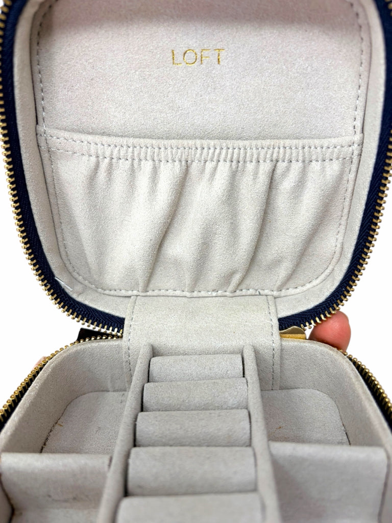 LOFT Size small JEWEL CASE