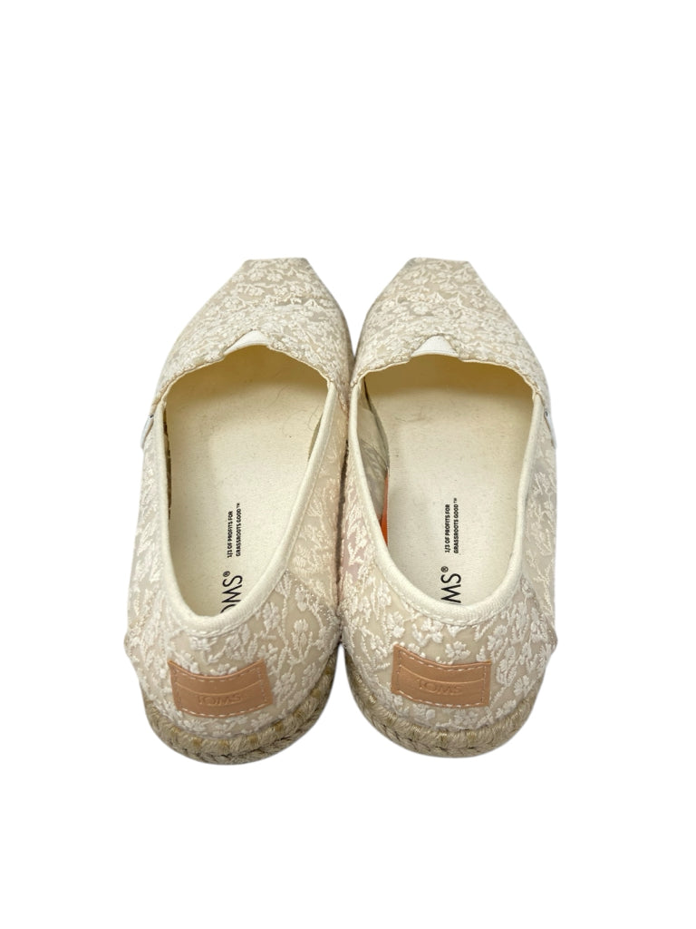 TOMS Size 7.5 SHOES W