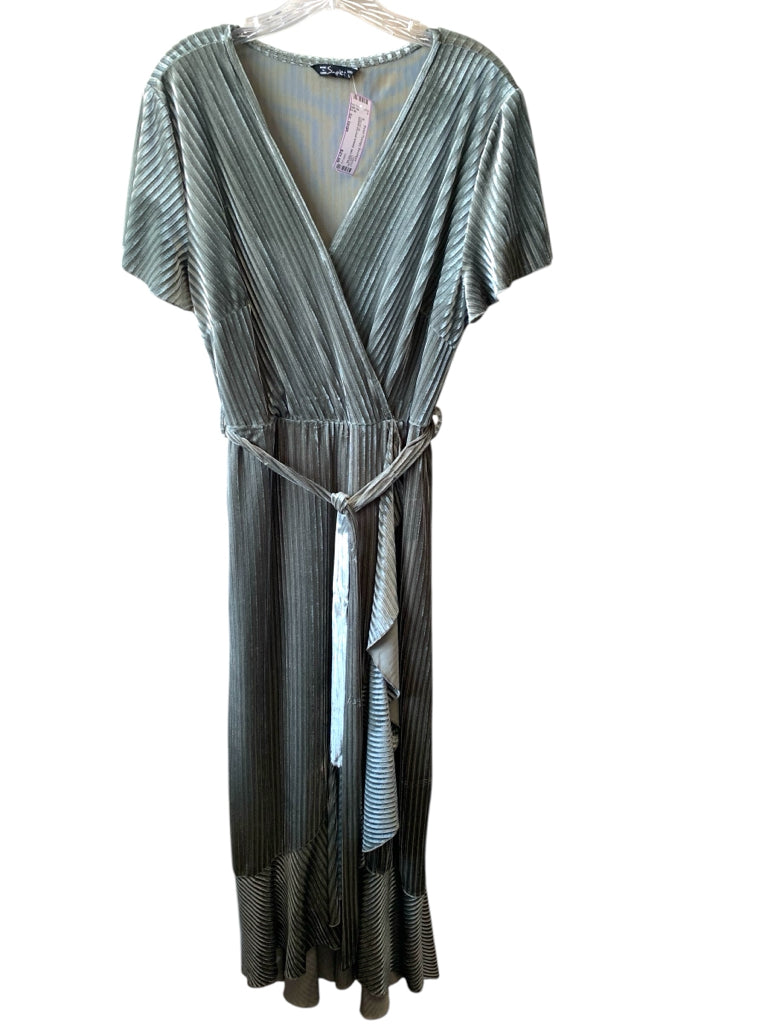 SIMPLEE  large DRESS W