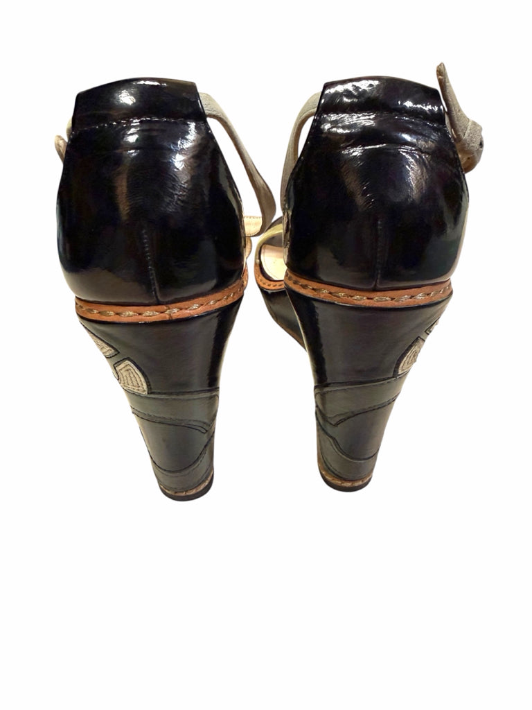 COACH Size 7.5 WEDGE W