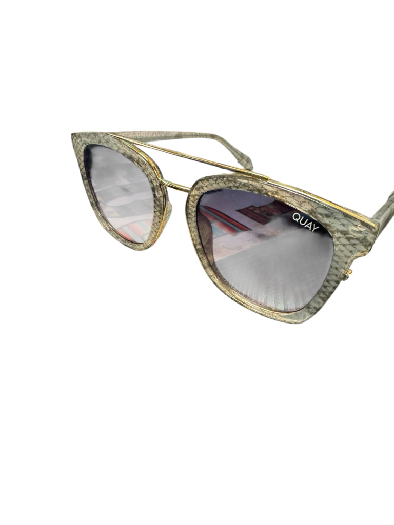 QUAY  ADULT SUNGLASSES