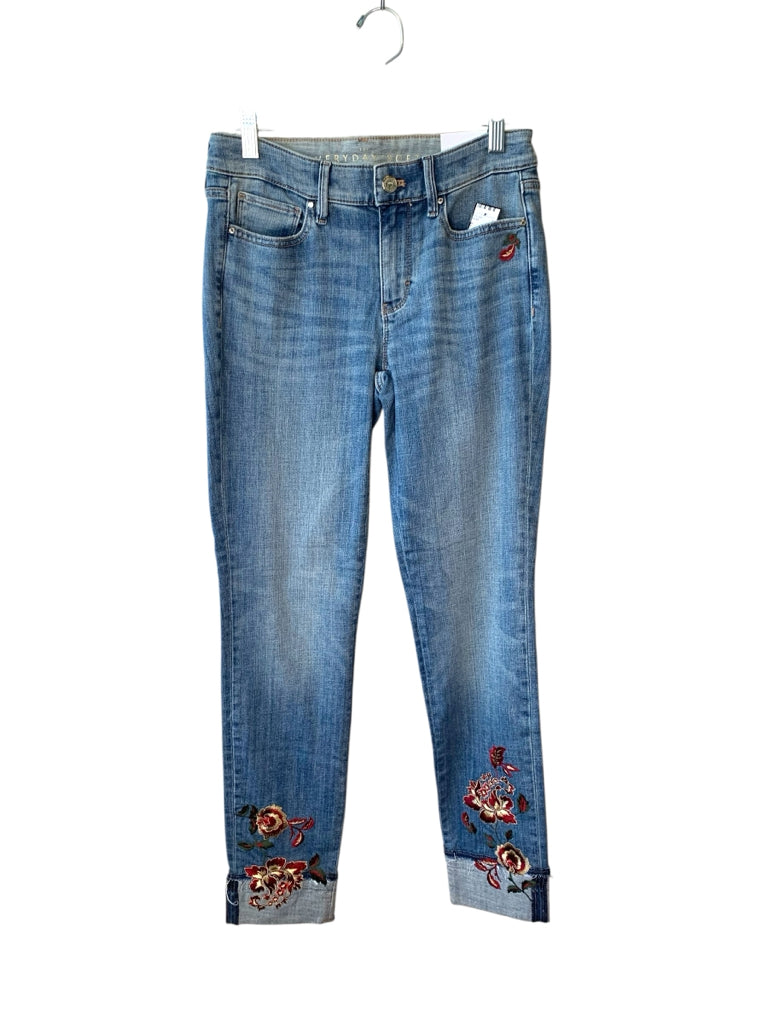 WHITE HOUSE BLACK MARKET  4 JEANS W