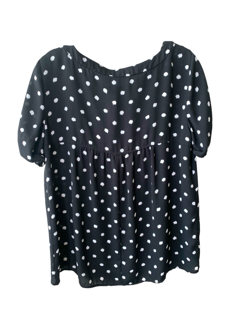 AT LOFT  small TOP W