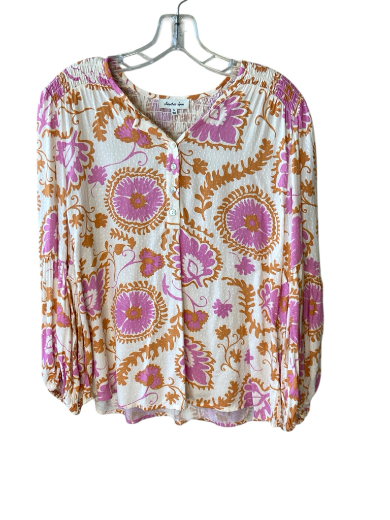 ANOTHER LOVE Size small TOP W