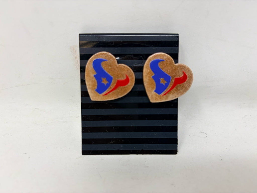 Size PIERCED EARRINGS