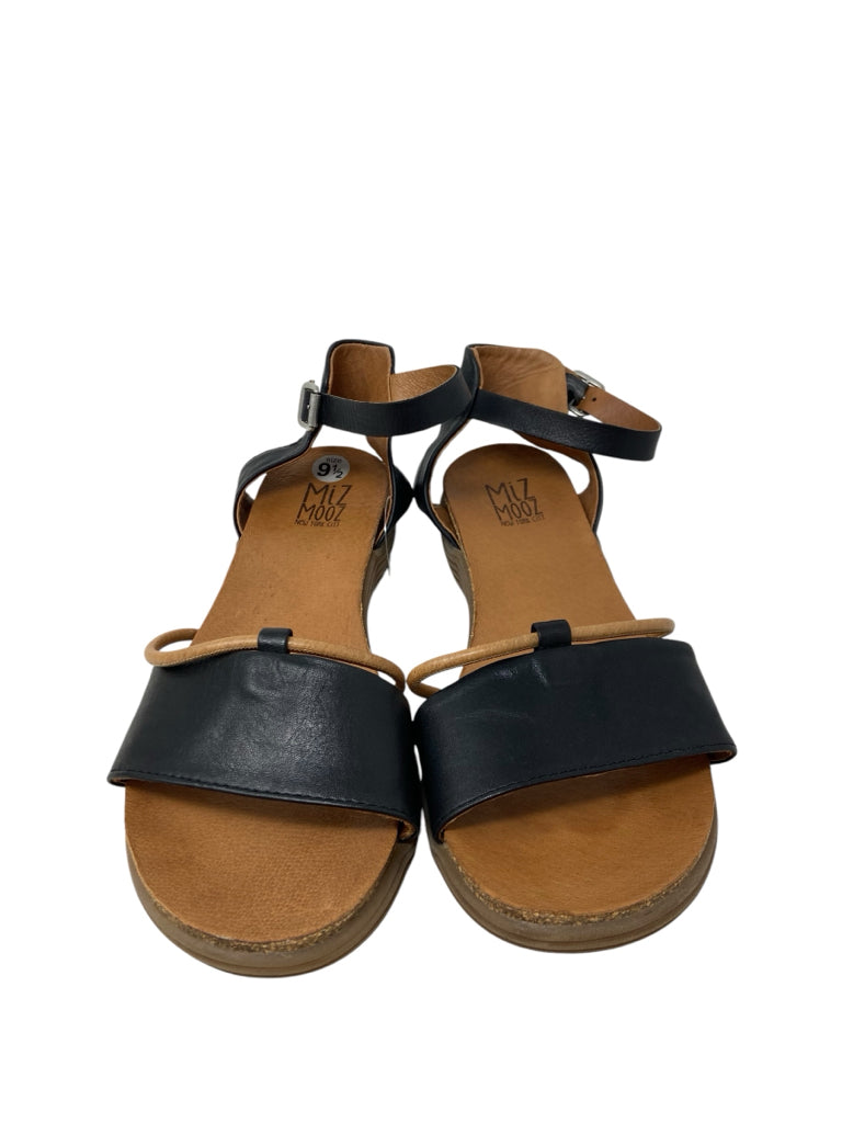 MIZ MOOZ Size 9.5 SANDALS W