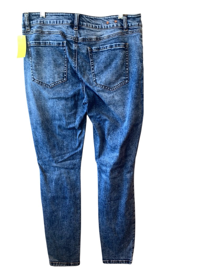 CABI  10 JEANS W