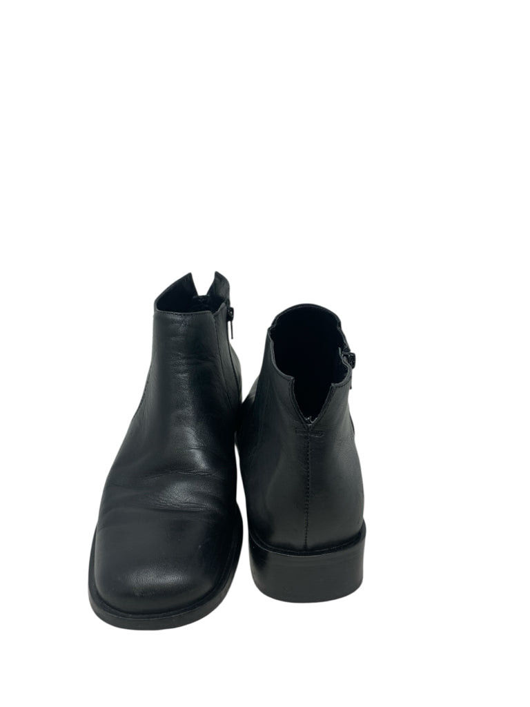 ETIENNE AIGNER  8 BOOTIE W