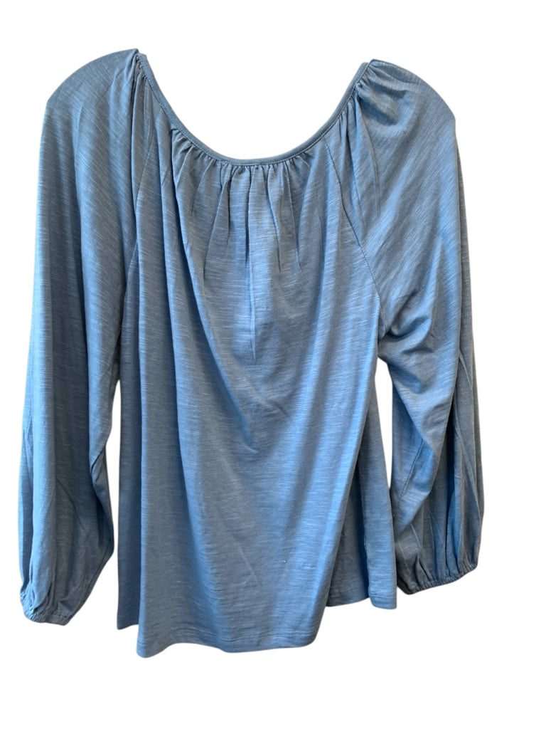 AT LOFT  small TOP  W