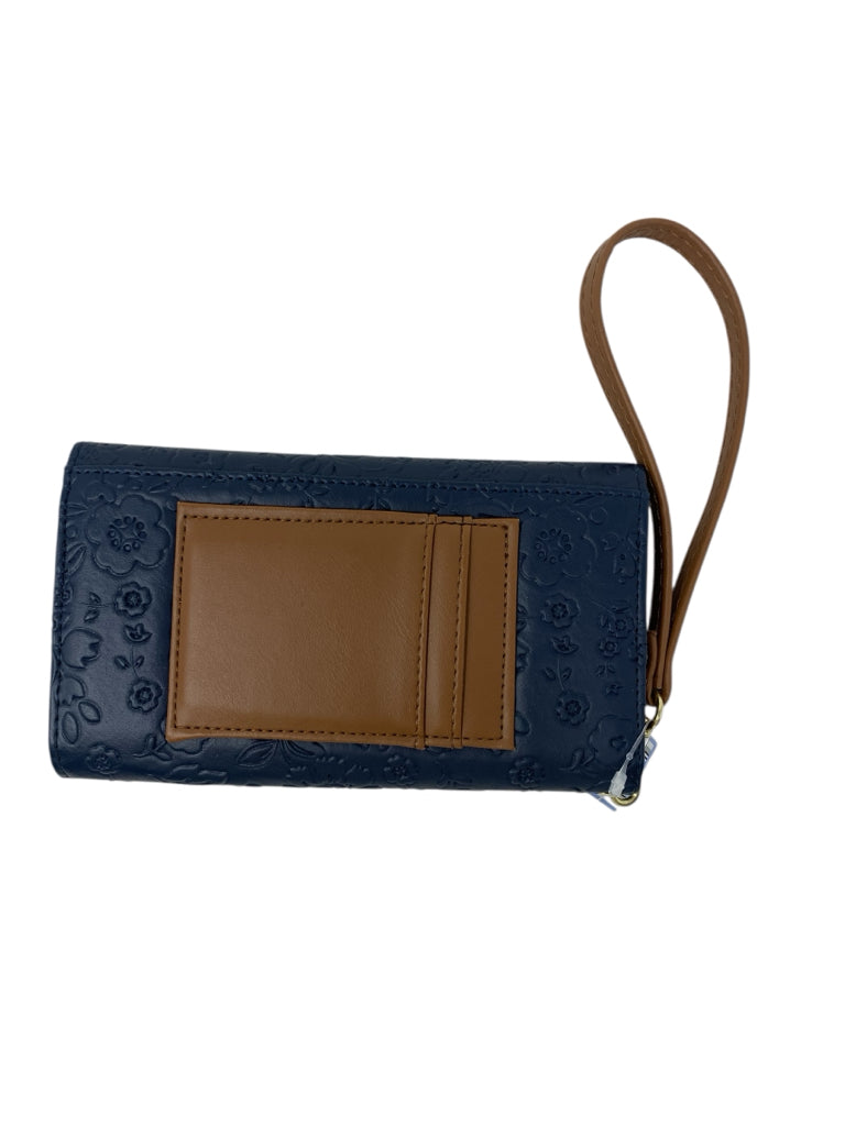 STONE MOUNTAIN  medium WRISTLET