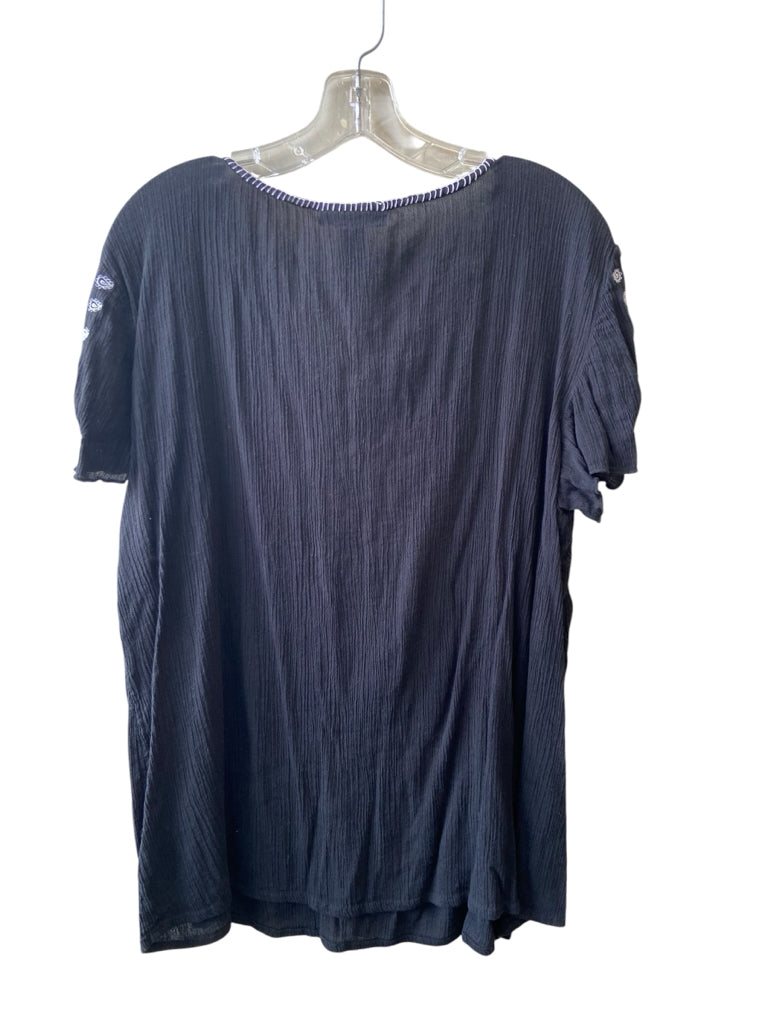 STYLE & CO Size large TOP  W