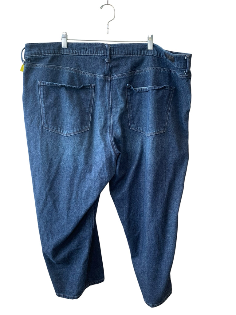 SOFIA Size 24W CROP W
