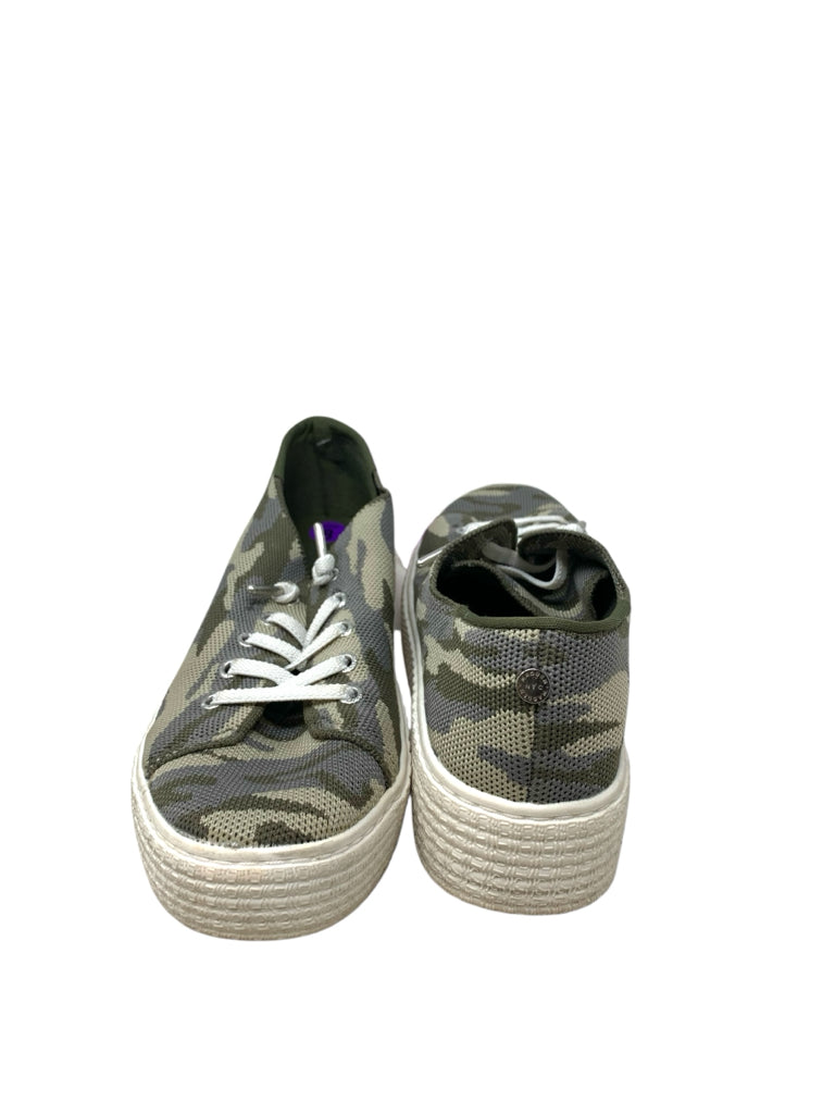 MADDEN NYC  8 SNEAKERS W