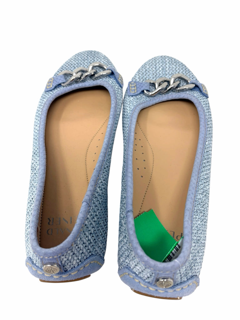 DONALD J PLINER Size 9 FLAT W
