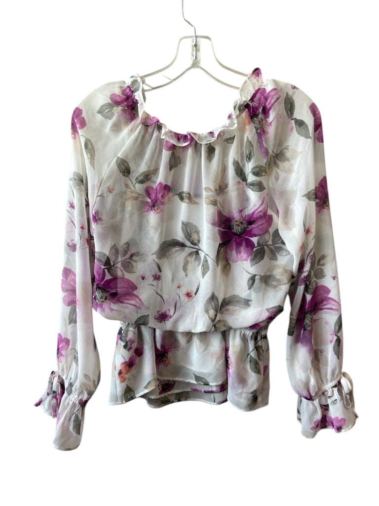 WHITE HOUSE BLACK MARKET Size xS TOP W