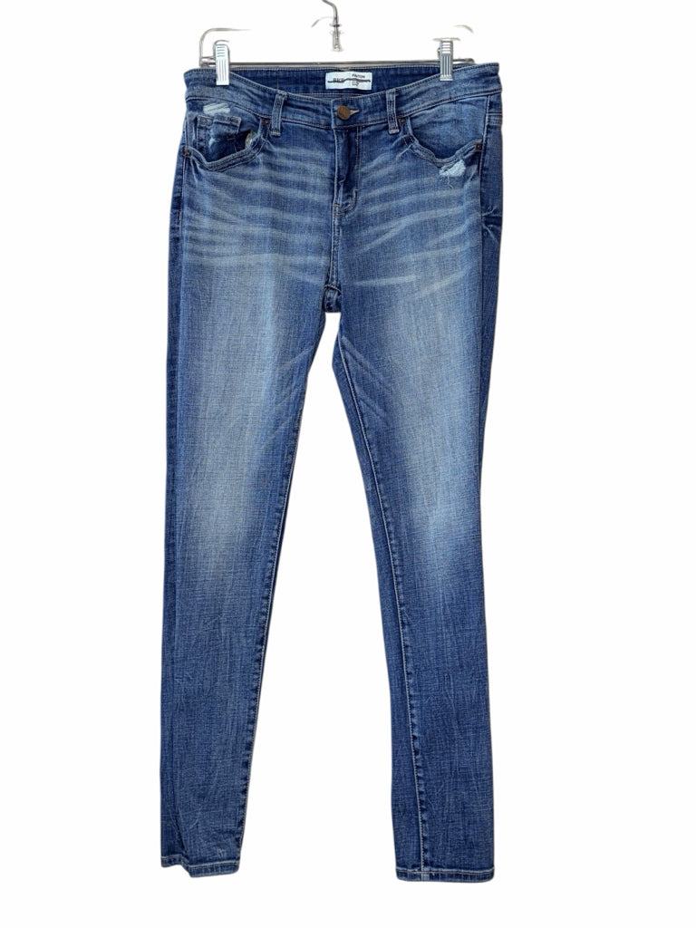 BKE Size 8 JEANS W