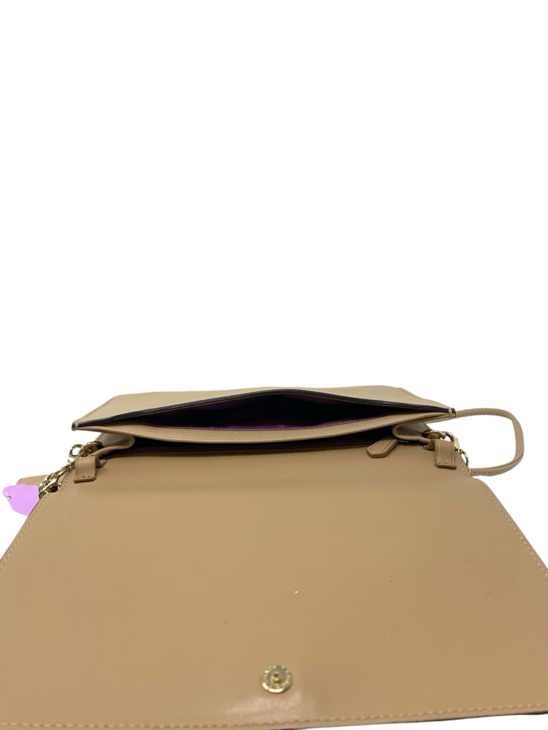 COACH  medium PURSE W