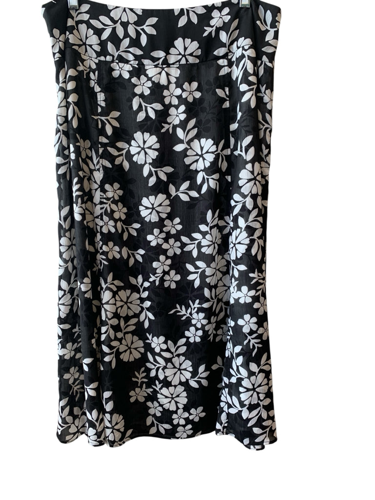 REQUIREMENTS  14 SKIRT W