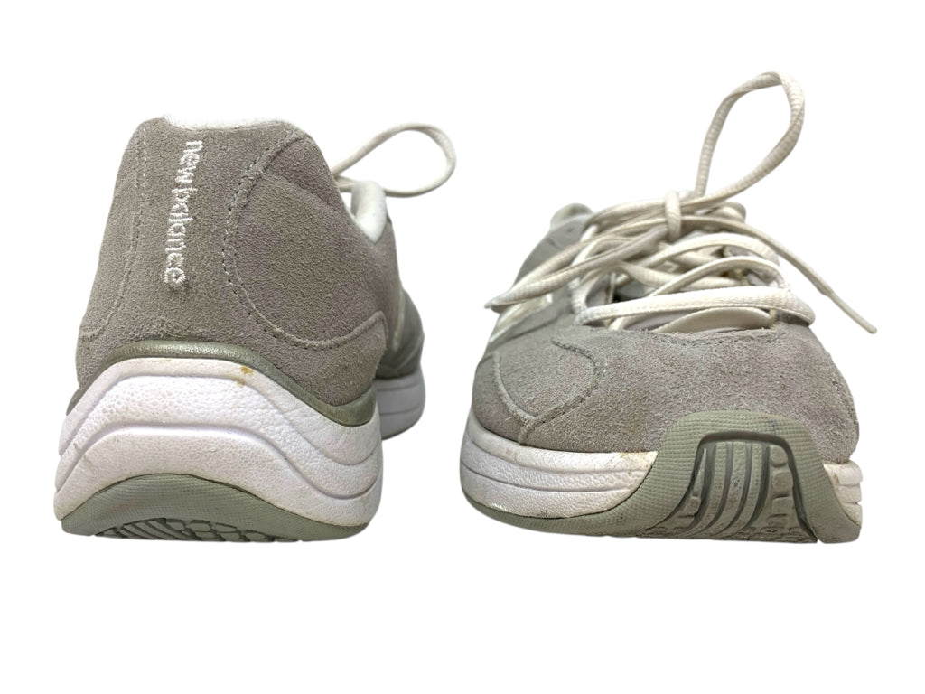 NIKE  8 SNEAKERS W