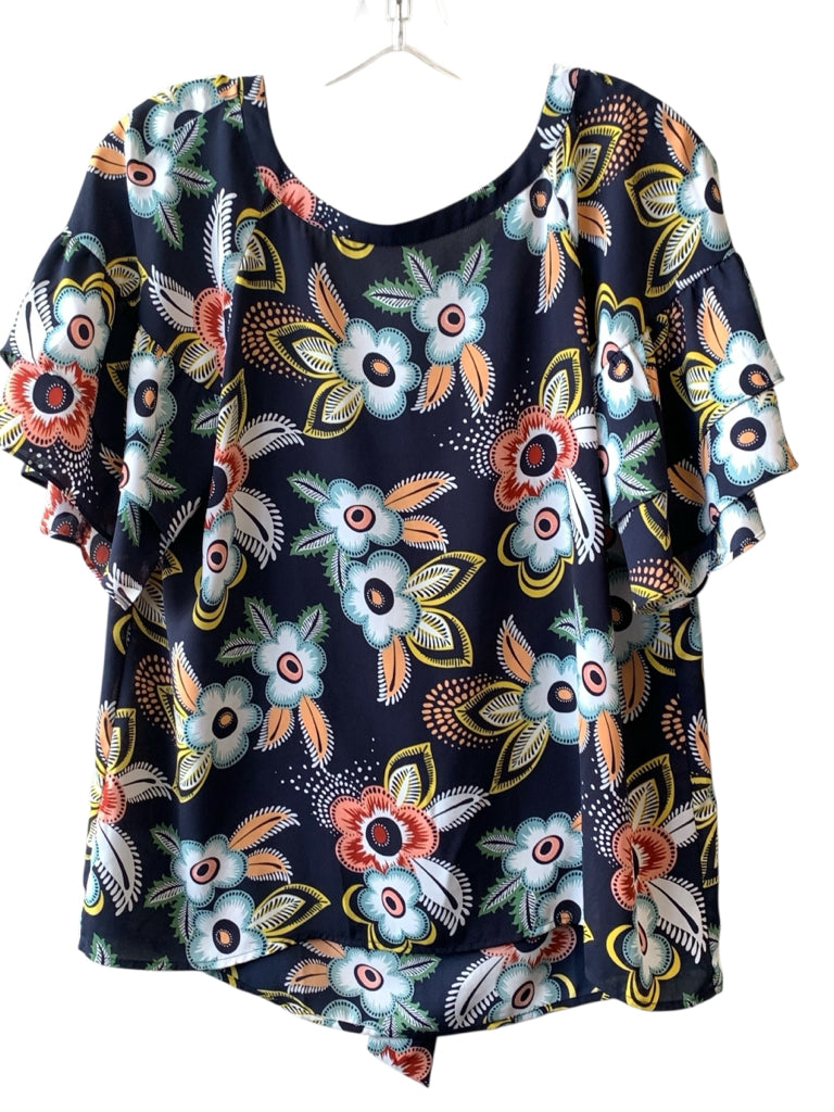 AT LOFT  small TOP  W