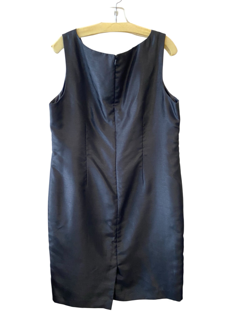 LESUIT Size 18 DRESS W