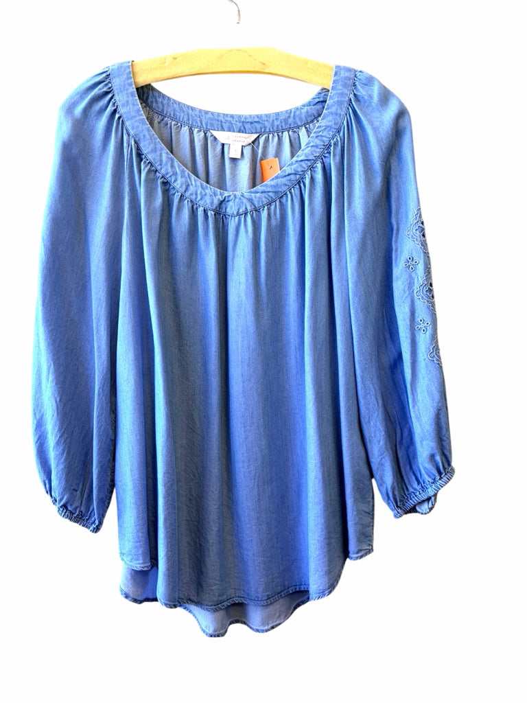 LAUREN CONRAD Size small TOP  W