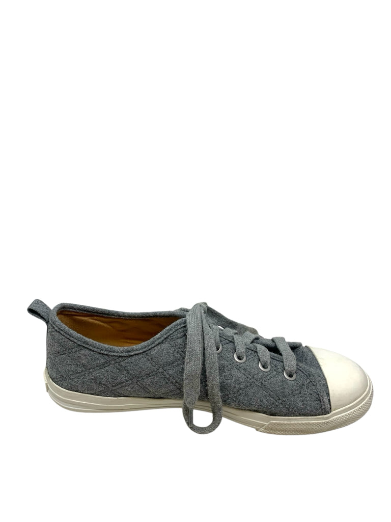 TALBOTS  8 SNEAKERS W