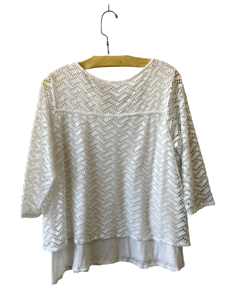 CHICO'S Size large TOP W