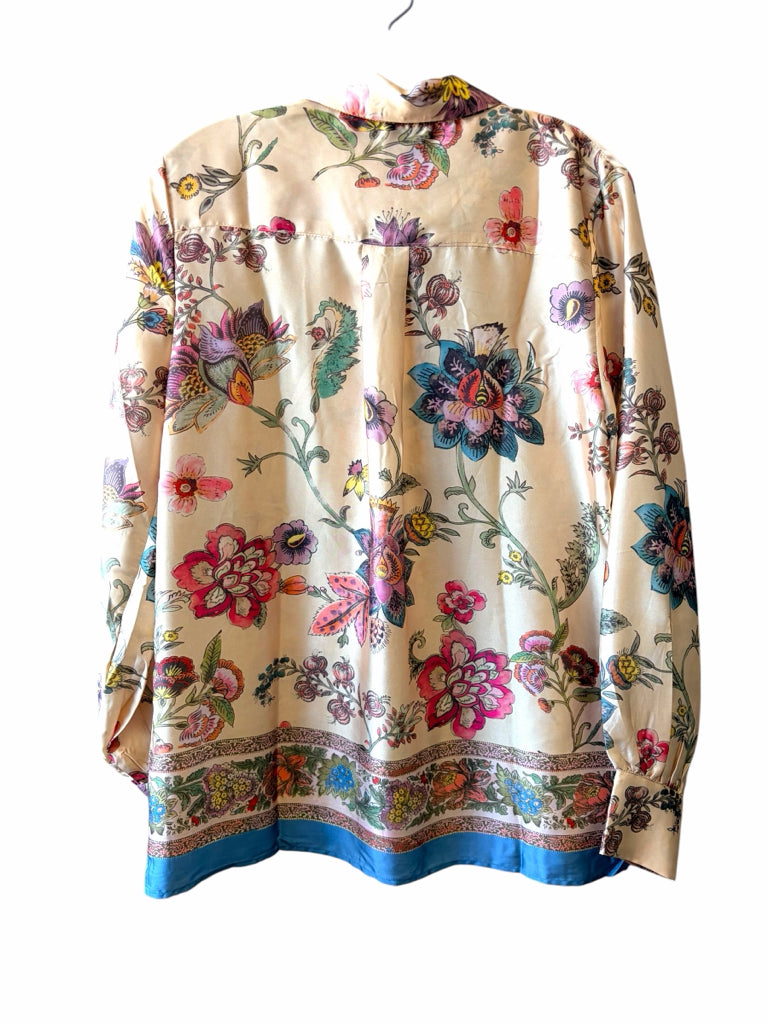 TAHARI Size medium BLOUSE W