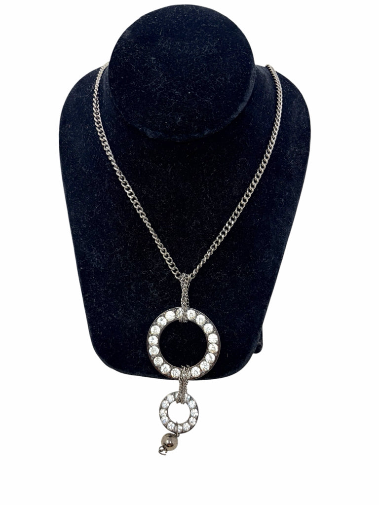 NECKLACE W