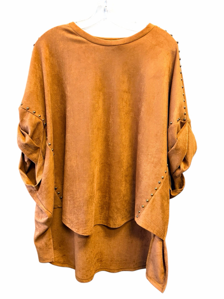 BLUE B Size large TOP  W