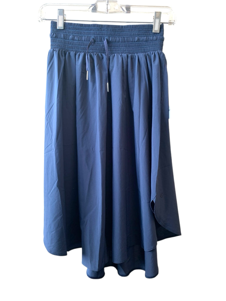 LULULEMON  4 SKIRT W