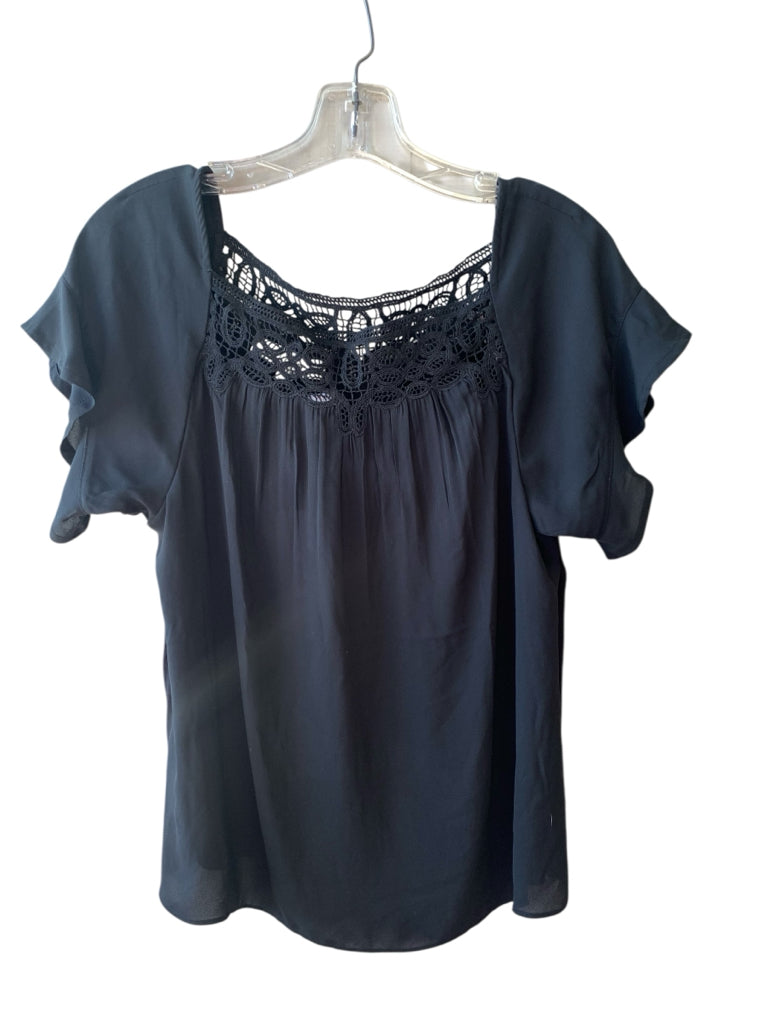 AT LOFT  small TOP  W